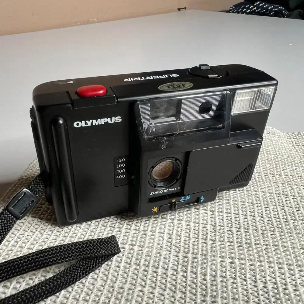 Olympus SuperTrip 35mm Film Camera Zuiko 35mm f/4 Lens Made in Japan Point Shoot